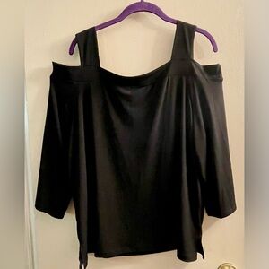 Chico's Black Off-Shoulder Blouse
SIZE 3 = XL = 16/18    **LIKE NEW**